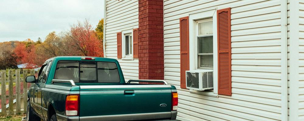 Ohio tenant preparing a repair request letter at home, representing proactive communication about rental repairs